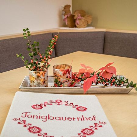 Tonigbauernhof Blumenwiese Schenna Eksteriør bilde